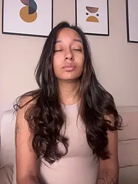 DianaHopson online show from 07/17/26, 10:33