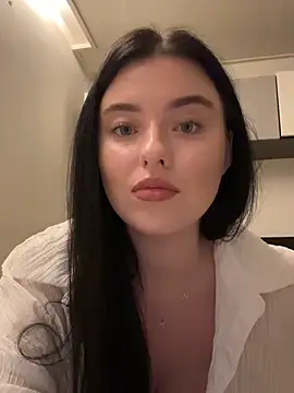 Snapshot of Angela_Fosterr chatting on 09/27/25, 04:01 Angela Fosterr online show from 09/27/25, 04:01