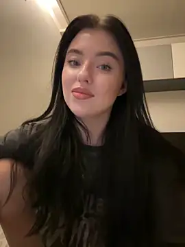 Angela Fosterr online show from 12/03/25, 06:39