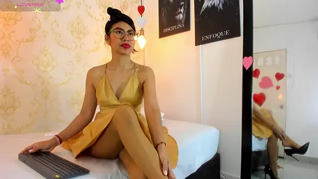 BRITANY WELLS  online show from 02/18/26, 12:34