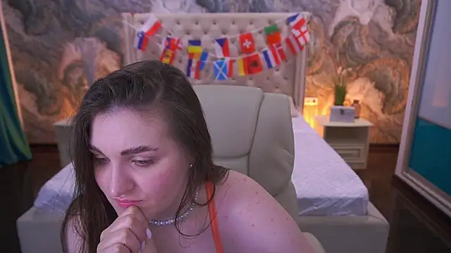 EmmyCharmm online show from 07/13/26, 05:43