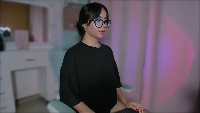 Olivia xd  online show from 01/10/25, 09:44