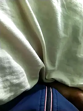 Snapshot of Niladri1410 chatting on 12/25/24, 04:00 Niladri1410 online show from 12/25/24, 04:00