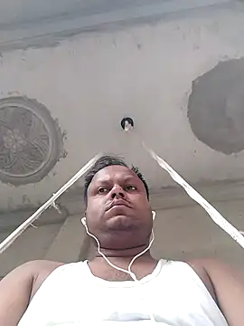 Snapshot of Niladri1410 chatting on 09/13/25, 02:22 Niladri1410 online show from 09/13/25, 02:22