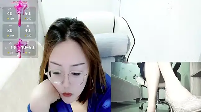 -orange  online show from 01/10/25, 04:54