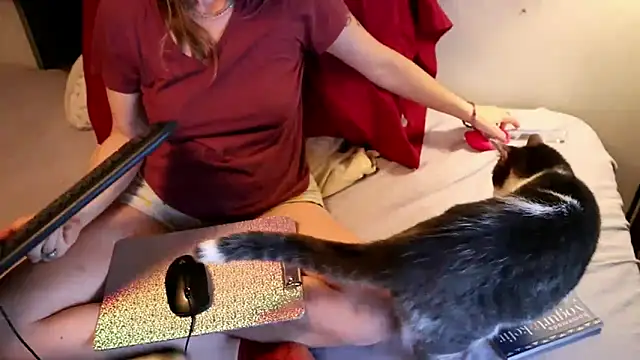 xxpixeyxx online show from 10/13/25, 02:44