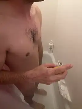 demonslayerr999 online show from 12/03/25, 07:27