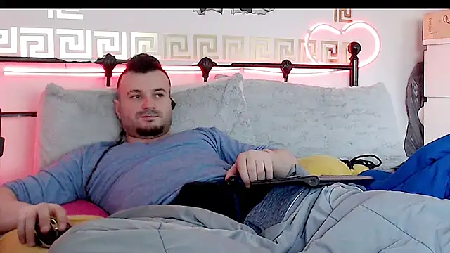 erotico69xxx online show from 09/24/25, 12:19