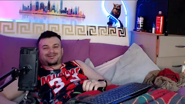 Snapshot of erotico69xxx chatting on 04/23/26, 12:29 erotico69xxx online show from 04/23/26, 12:29