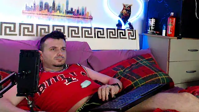 Snapshot of erotico69xxx chatting on 04/30/26, 10:14 erotico69xxx online show from 04/30/26, 10:14