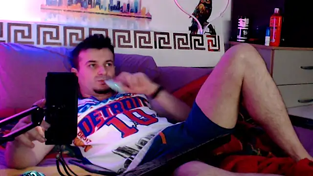 Snapshot of erotico69xxx chatting on 05/09/26, 03:45 erotico69xxx online show from 05/09/26, 03:45
