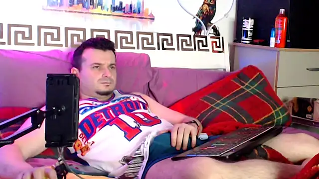 Snapshot of erotico69xxx chatting on 05/09/26, 10:48 erotico69xxx online show from 05/09/26, 10:48