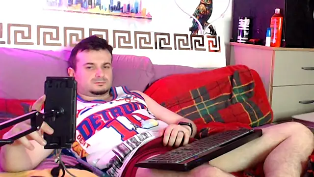 Snapshot of erotico69xxx chatting on 05/11/26, 12:27 erotico69xxx online show from 05/11/26, 12:27