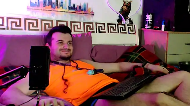 Snapshot of erotico69xxx chatting on 05/25/26, 01:33 erotico69xxx online show from 05/25/26, 01:33
