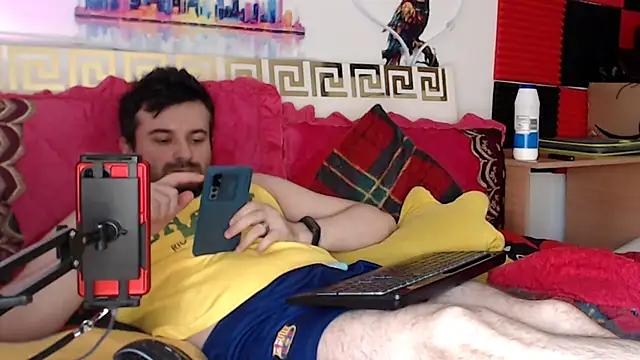 Snapshot of erotico69xxx chatting on 06/13/26, 03:32 erotico69xxx online show from 06/13/26, 03:32