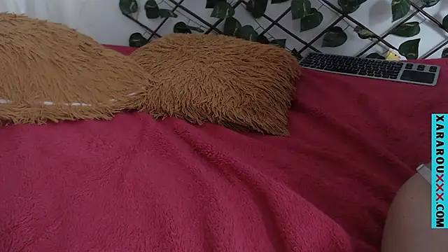 Snapshot of Latina_BigBoobs chatting on 03/14/25, 10:27 Latina BigBoobs online show from 03/14/25, 10:27