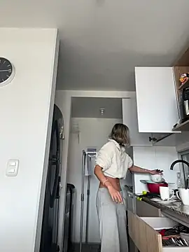 Ameellie online show from 11/19/25, 03:56