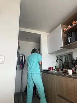 Ameellie online show from 11/27/25, 03:25