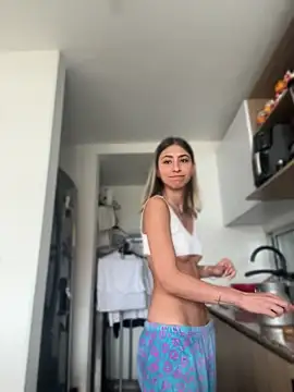 Ameellie online show from 05/02/26, 03:39