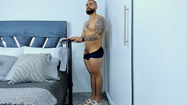 Zack Froone online show from 10/20/25, 12:49