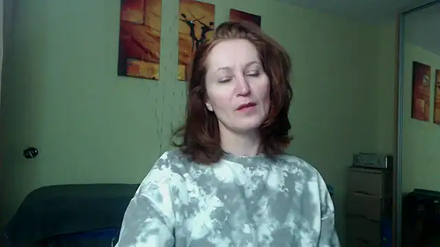 Snapshot of AmellyGrand chatting on 02/18/25, 03:32 AmellyGrand online show from 02/18/25, 03:32