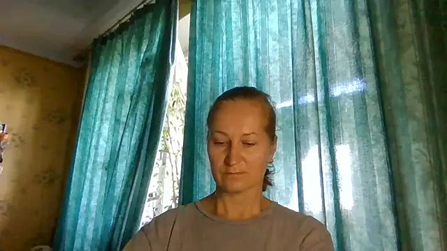 Snapshot of AmellyGrand chatting on 07/17/26, 10:11 AmellyGrand online show from 07/17/26, 10:11