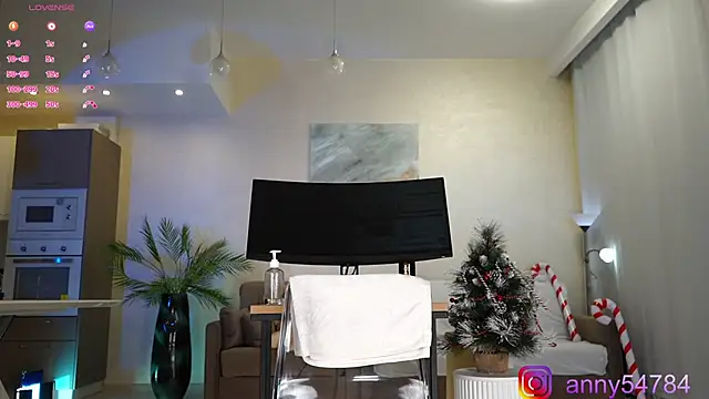 anny54784 online show from 12/17/25, 02:17