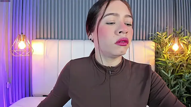 SaraRiley online show from 12/20/25, 10:50