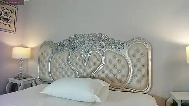 SaraRiley online show from 02/20/26, 10:54