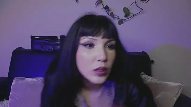 aomi xo online show from 02/12/25, 07:55