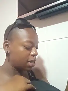 Coco Kiss online show from 04/02/26, 06:27