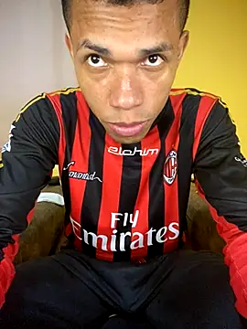 MoiseXxx 777 online show from 10/21/25, 06:47