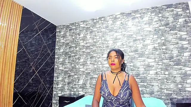 Snapshot of CiaraHarris chatting on 02/07/25, 12:06 CiaraHarris online show from 02/07/25, 12:06