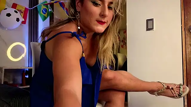 CandyQueenGold online show from 06/13/26, 07:01