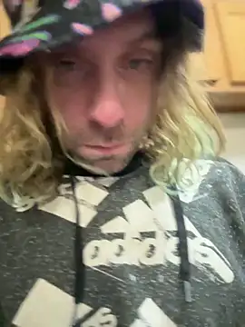 Snapshot of 4kUsh2Fashion0 chatting on 12/21/24, 05:40 4kUsh2Fashion0 online show from 12/21/24, 05:40