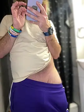 Snapshot of 4kUsh2Fashion0 chatting on 12/30/24, 04:20 4kUsh2Fashion0 online show from 12/30/24, 04:20