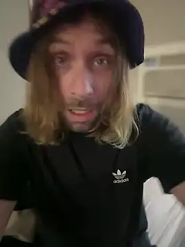 Snapshot of 4kUsh2Fashion0 chatting on 01/21/25, 07:06 4kUsh2Fashion0 online show from 01/21/25, 07:06