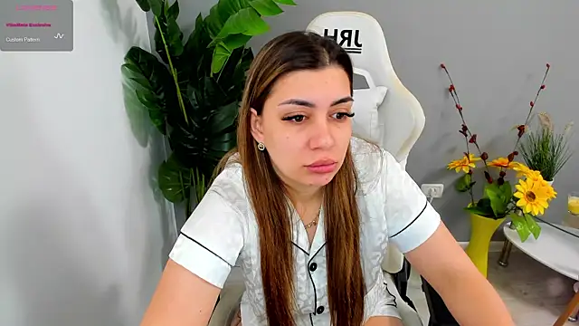 EveEvian online show from 04/22/26, 12:18