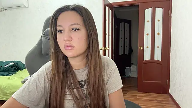 Nelly Fischer online show from 12/11/24, 05:04