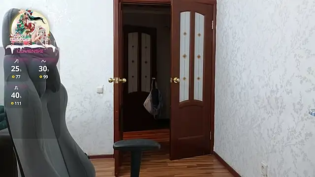 Nelly Fischer online show from 12/22/24, 03:44