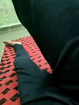 Snapshot of samlord261 chatting on 12/04/24, 05:27 samlord261 online show from 12/04/24, 05:27