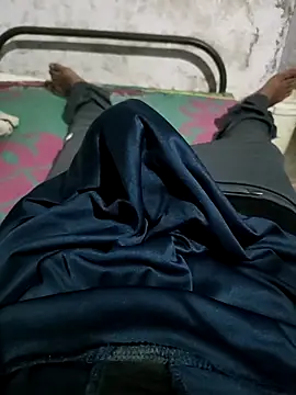 Snapshot of samlord261 chatting on 02/15/25, 03:17 samlord261 online show from 02/15/25, 03:17