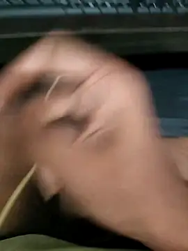 Snapshot of samlord261 chatting on 10/28/25, 07:45 samlord261 online show from 10/28/25, 07:45