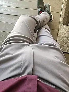 Snapshot of samlord261 chatting on 11/04/25, 07:07 samlord261 online show from 11/04/25, 07:07