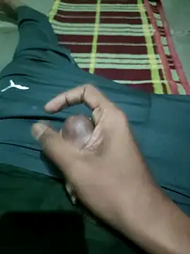 Snapshot of samlord261 chatting on 11/19/25, 03:12 samlord261 online show from 11/19/25, 03:12