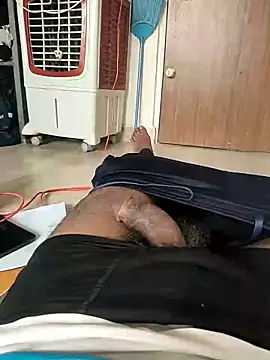 Snapshot of samlord261 chatting on 12/05/25, 09:40 samlord261 online show from 12/05/25, 09:40