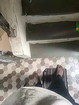 Snapshot of samlord261 chatting on 12/23/25, 08:12 samlord261 online show from 12/23/25, 08:12