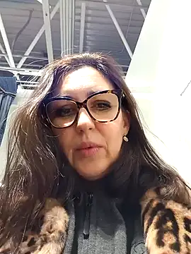 Ulyana72882 online show from 12/10/24, 09:23