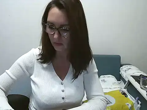 Ulyana72882 online show from 12/31/24, 09:28