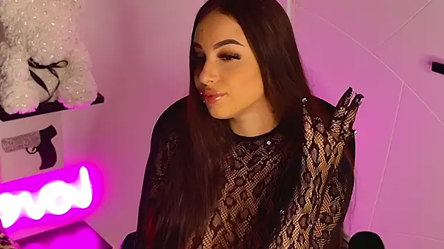 Snapshot of MissAmeliaa chatting on 10/27/25, 01:48 MissAmeliaa online show from 10/27/25, 01:48